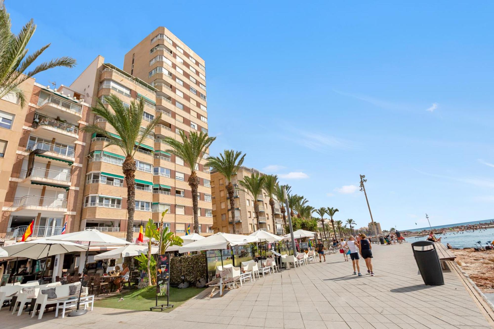 Playa Del Cura & Sight * Torrevieja